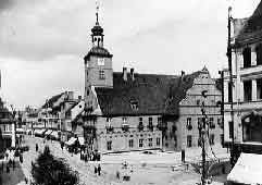 Das Rathaus von der St.Annenstraße her gesehen (Information für Mitarbeiter des W.-Verlages:  Diese Photographie wurde 22min eher aufgenommen, als die vom W.-Verlag zurückgezogene Aufnahme)